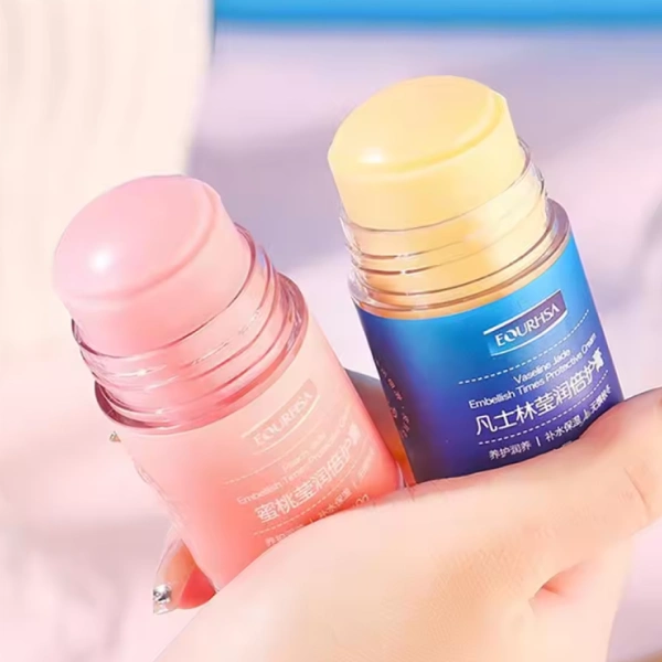 Stick Vaseline Ultra per idratare e proteggere la pelle